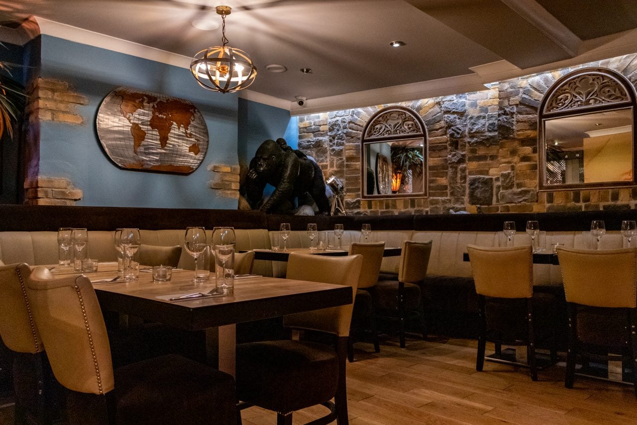 Restaurant on Aungier St featuring Steak, Seafood & Vegetarian Dishes